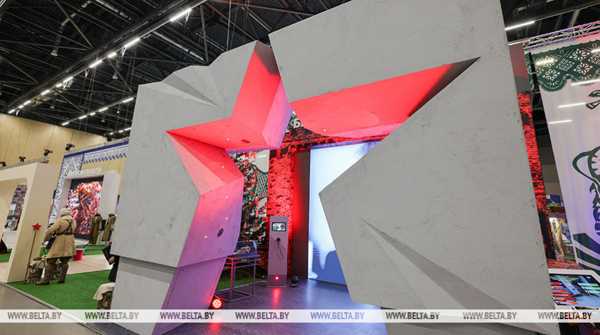 Ад прыроднага хараства да замкаў і прадпрыемстваў. Што прэзентуюць рэгіёны для турыстаў на выставе "Мая Беларусь"