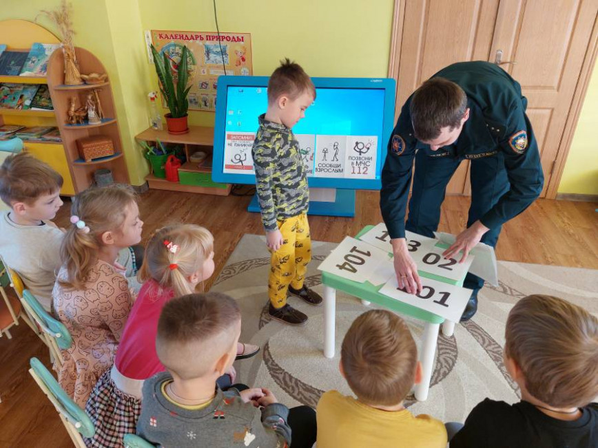 Правила безопасности необходимо прививать с самого детства